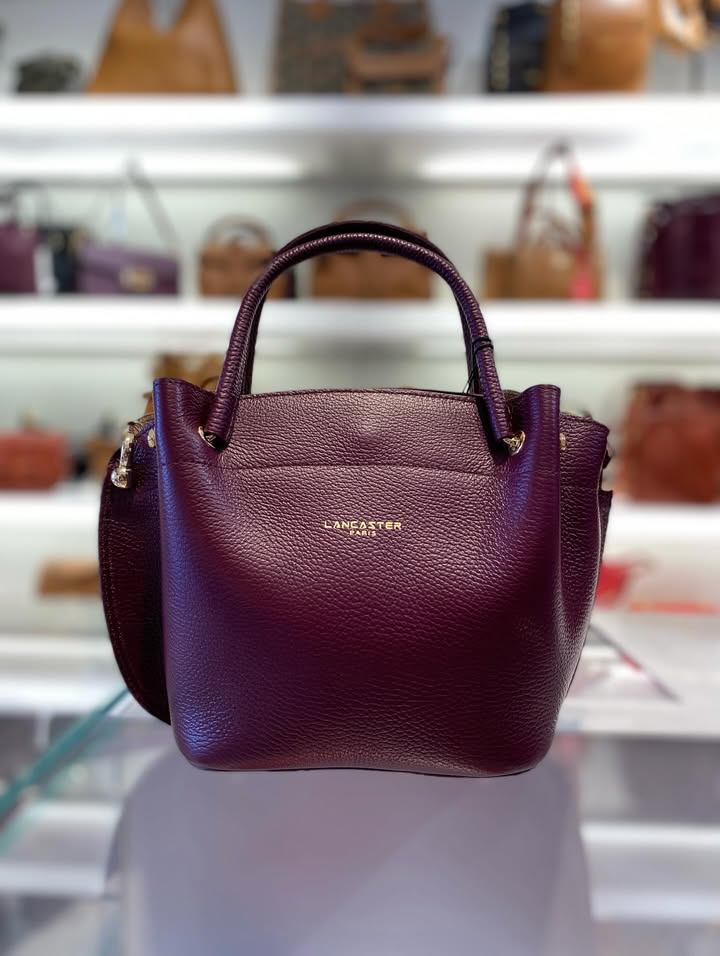 Coup de coeur pour ce petit sac @lancaster en cuir 1 1388597976602906 - Quimper Brest