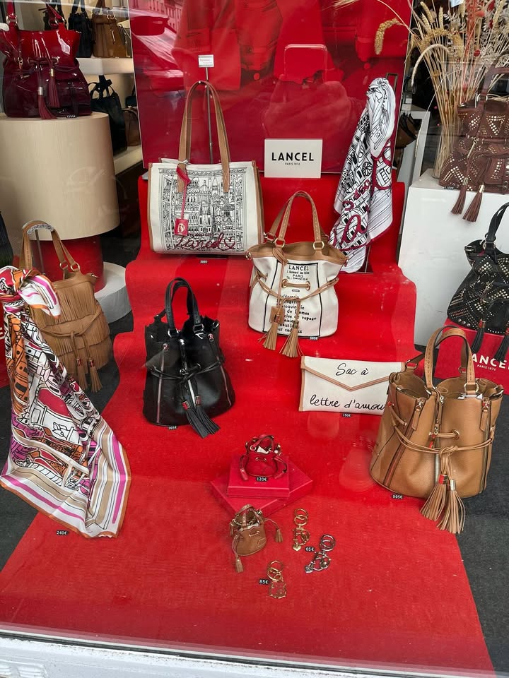Venez decouvrir la collection exclusive des 150 ans de @lancel 1 1602163881912980 - Quimper Brest Venez decouvrir la collection exclusive des 150 ans de @lancel 1 1602163881912980 - Quimper Brest