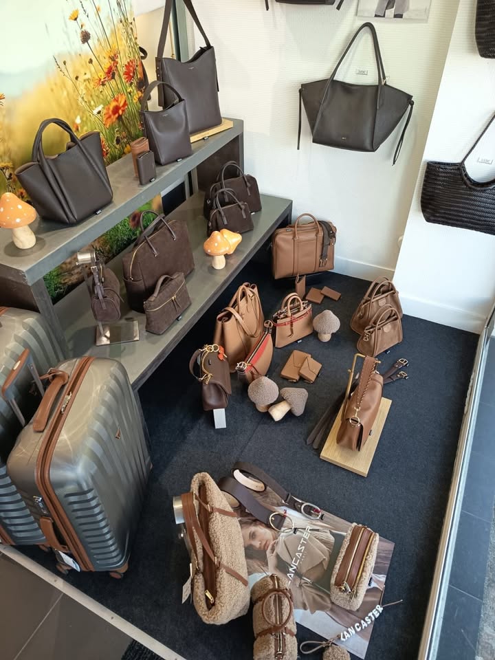 Nouvelle vitrine dautomne dans les tons camel et chocolat 1 1716188490510518 - Quimper Brest Nouvelle vitrine dautomne dans les tons camel et chocolat 1 1716188490510518 - Quimper Brest